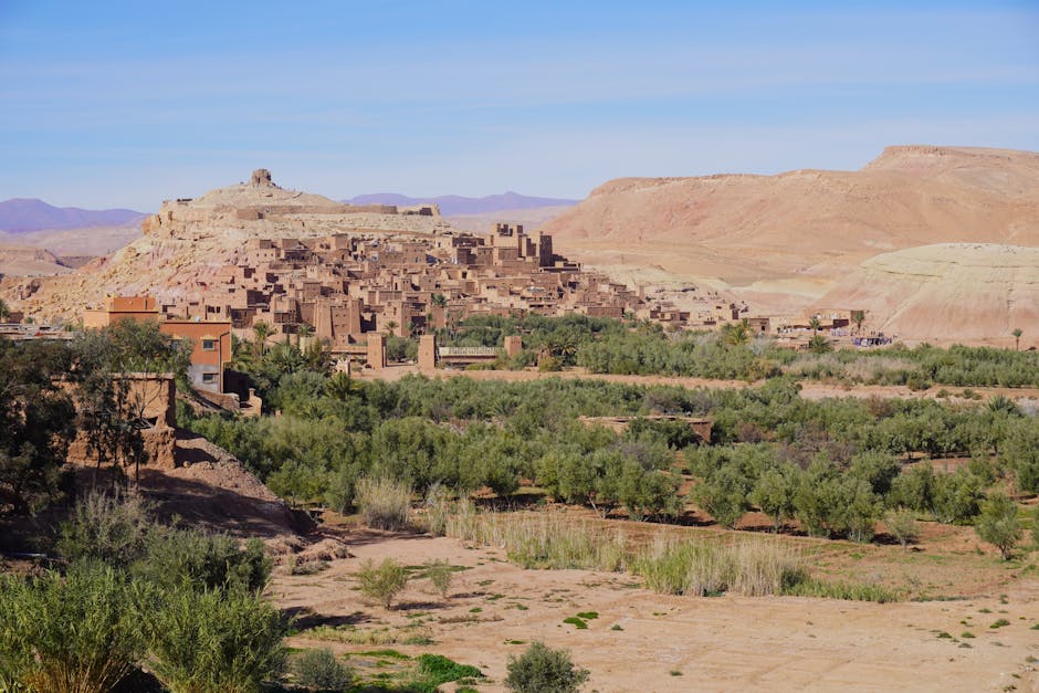 Explore the stunning ancient architecture of Aït-Ben-Haddou, a UNESCO World Heritage Site in Morocco.